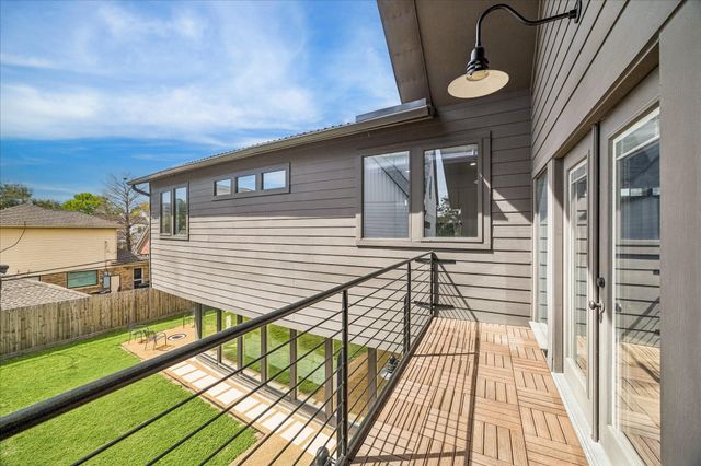 912 Teetshorn Street, Houston, TX 77009