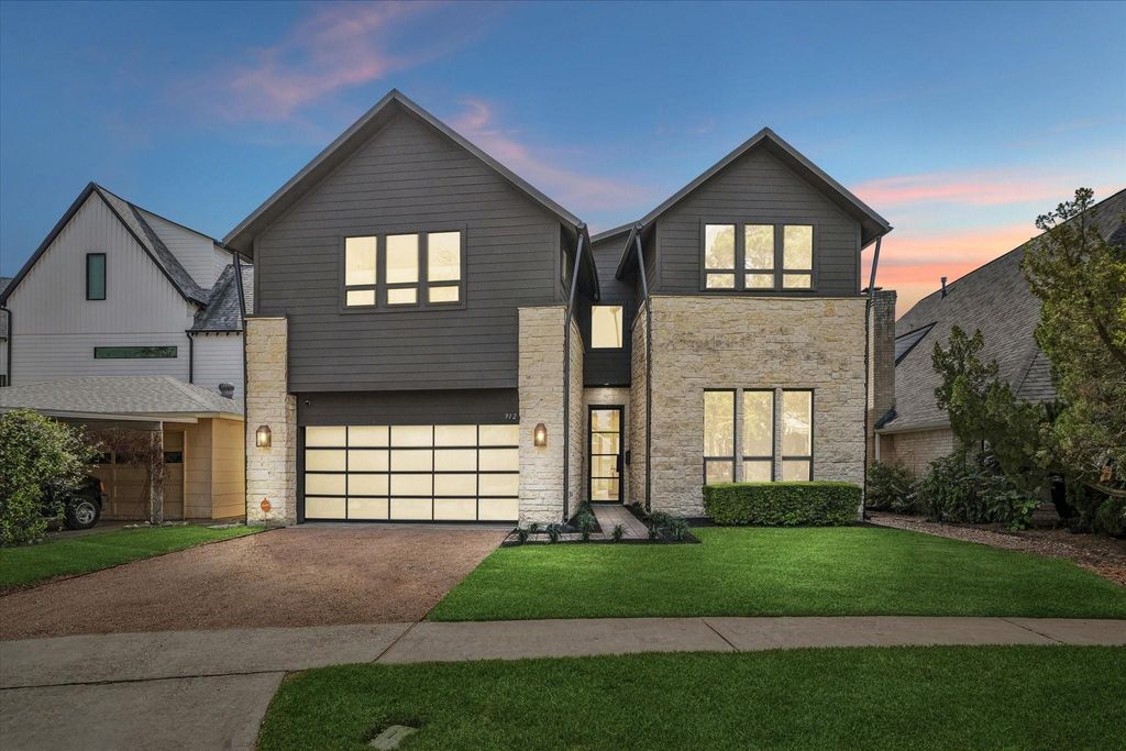 912 Teetshorn Street, Houston, TX 77009