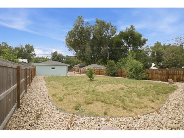 820 Vivian St, Longmont, CO 80501
