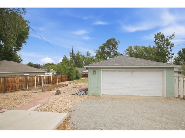 820 Vivian St, Longmont, CO 80501