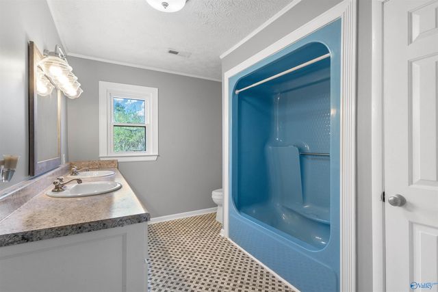 1247 Eva Road, Eva, AL 35621