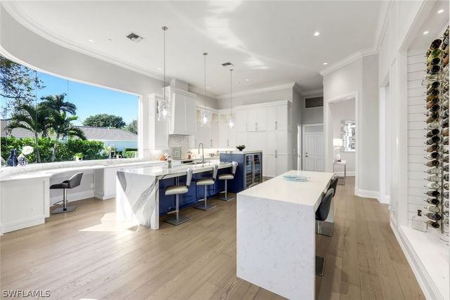 12924 Bald Cypress LN, Naples, FL 34119