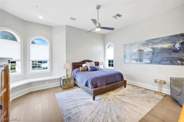 12924 Bald Cypress LN, Naples, FL 34119