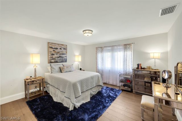 12924 Bald Cypress LN, Naples, FL 34119