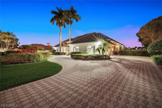 12924 Bald Cypress LN, Naples, FL 34119