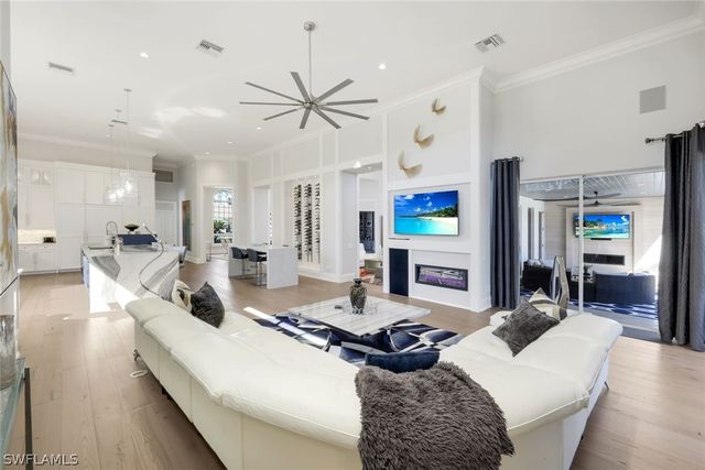 12924 Bald Cypress LN, Naples, FL 34119