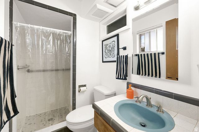 7361 S 2700 W, West Jordan, UT 84084