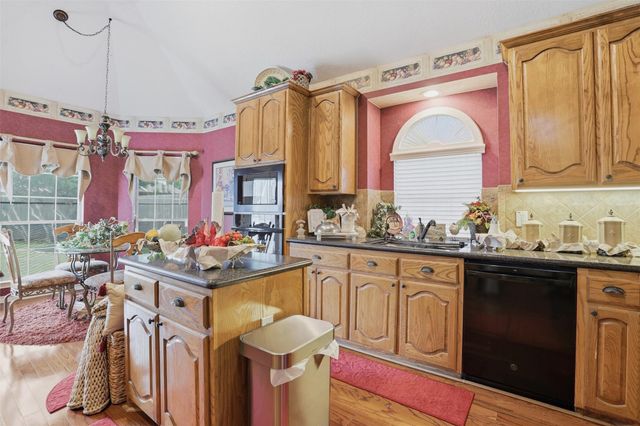 11207 Velvet Grass Lane, Houston, TX 77095