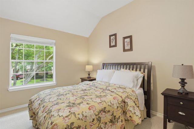 11207 Velvet Grass Lane, Houston, TX 77095