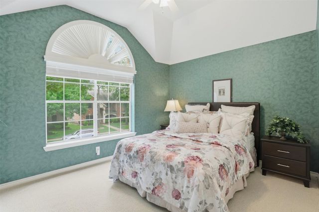 11207 Velvet Grass Lane, Houston, TX 77095