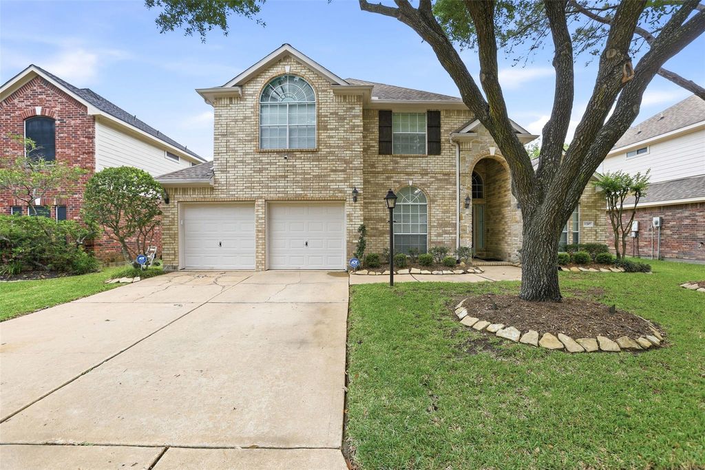 11207 Velvet Grass Lane, Houston, TX 77095