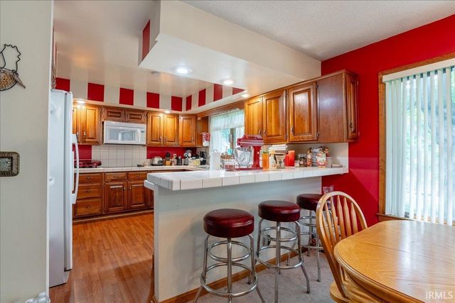 5411 W Esche Drive, Newburgh, IN 47630
