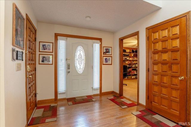 5411 W Esche Drive, Newburgh, IN 47630