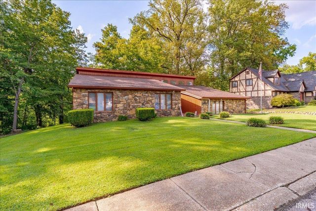 5411 W Esche Drive, Newburgh, IN 47630