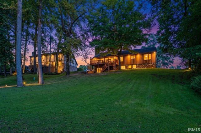 5411 W Esche Drive, Newburgh, IN 47630