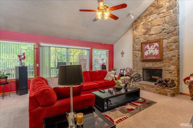 5411 W Esche Drive, Newburgh, IN 47630
