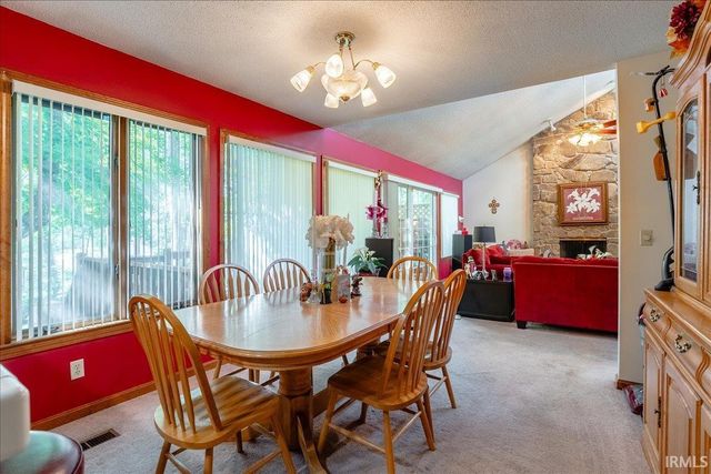 5411 W Esche Drive, Newburgh, IN 47630