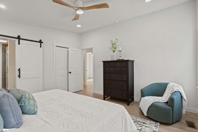 1005 Summit Drive, Greenville, SC 29609