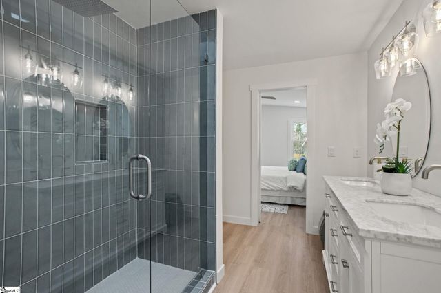 1005 Summit Drive, Greenville, SC 29609