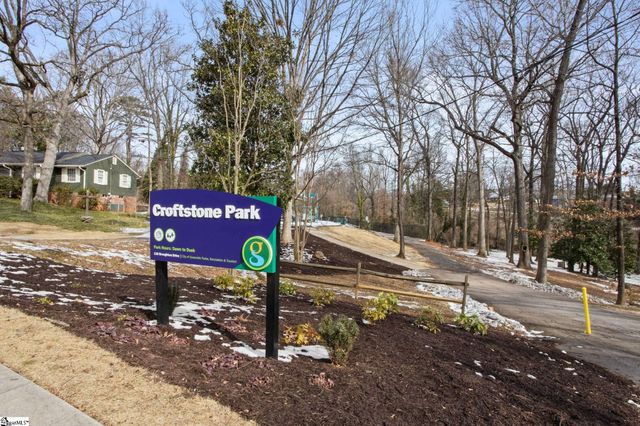 1005 Summit Drive, Greenville, SC 29609