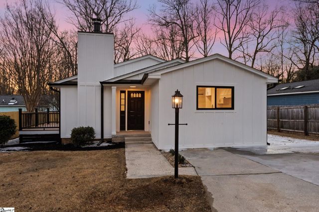 1005 Summit Drive, Greenville, SC 29609