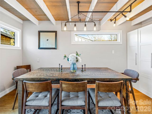 78 Annandale Avenue, Asheville, NC 28801