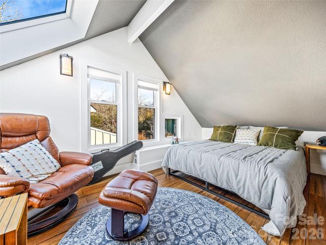 78 Annandale Avenue, Asheville, NC 28801