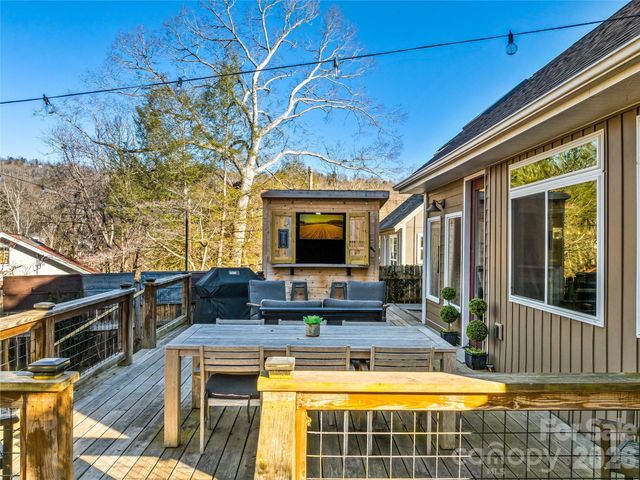 78 Annandale Avenue, Asheville, NC 28801