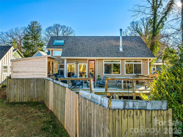 78 Annandale Avenue, Asheville, NC 28801