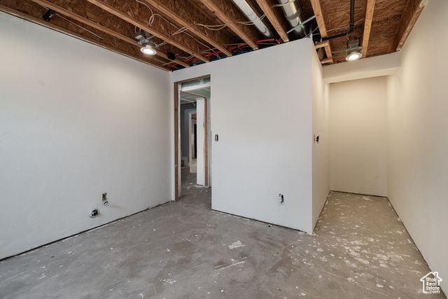 46501 W BANDANNA DR, Fruitland, UT 84027