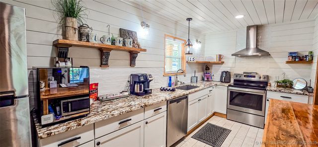 114276 S 4170 Road, Checotah, OK 74426