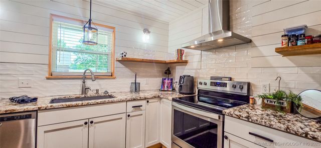 114276 S 4170 Road, Checotah, OK 74426