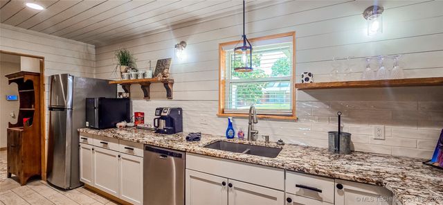 114276 S 4170 Road, Checotah, OK 74426