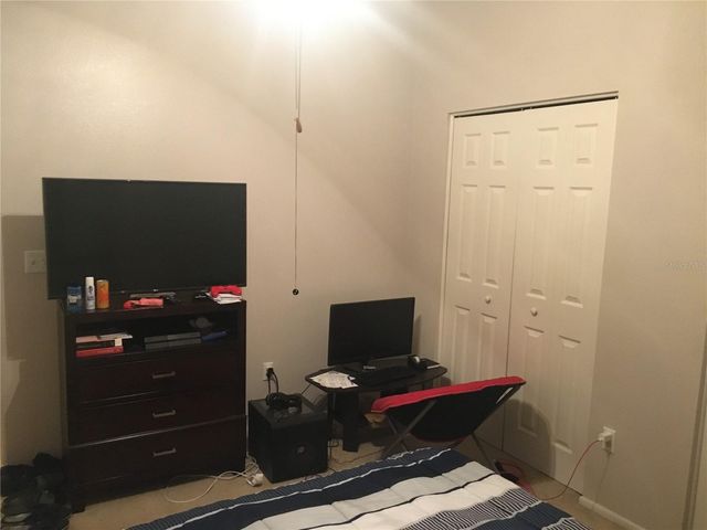 427 KENSINGTON LAKE CIRCLE, Brandon, FL 33511