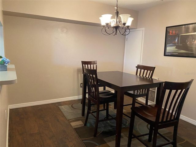 427 KENSINGTON LAKE CIRCLE, Brandon, FL 33511