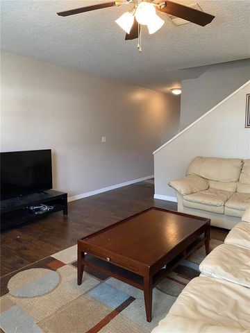 427 KENSINGTON LAKE CIRCLE, Brandon, FL 33511