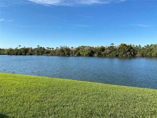 427 KENSINGTON LAKE CIRCLE, Brandon, FL 33511