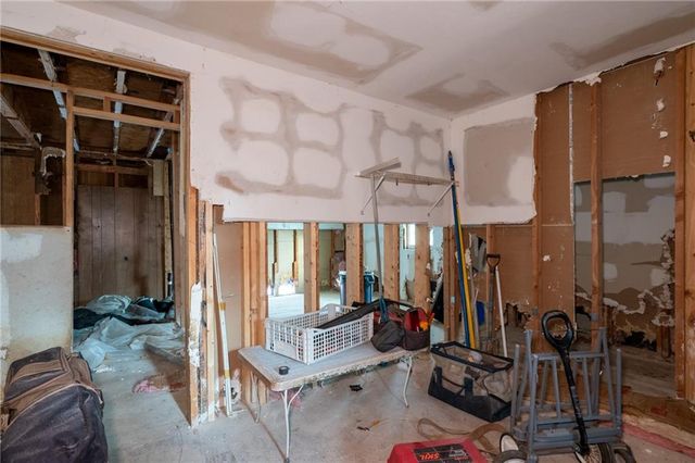 32 Ridge Drive, Villa Rica, GA 30180