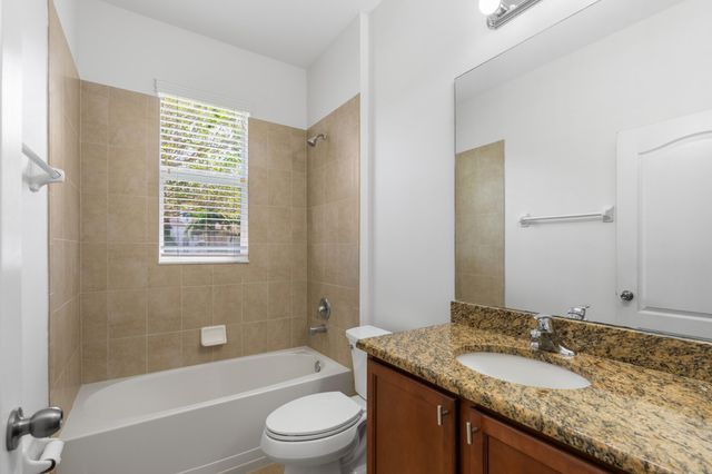 102 Crab Cay Way, Jupiter, FL 33458
