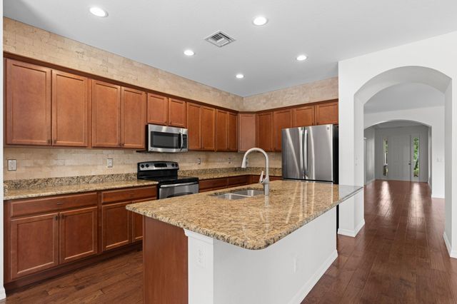 102 Crab Cay Way, Jupiter, FL 33458