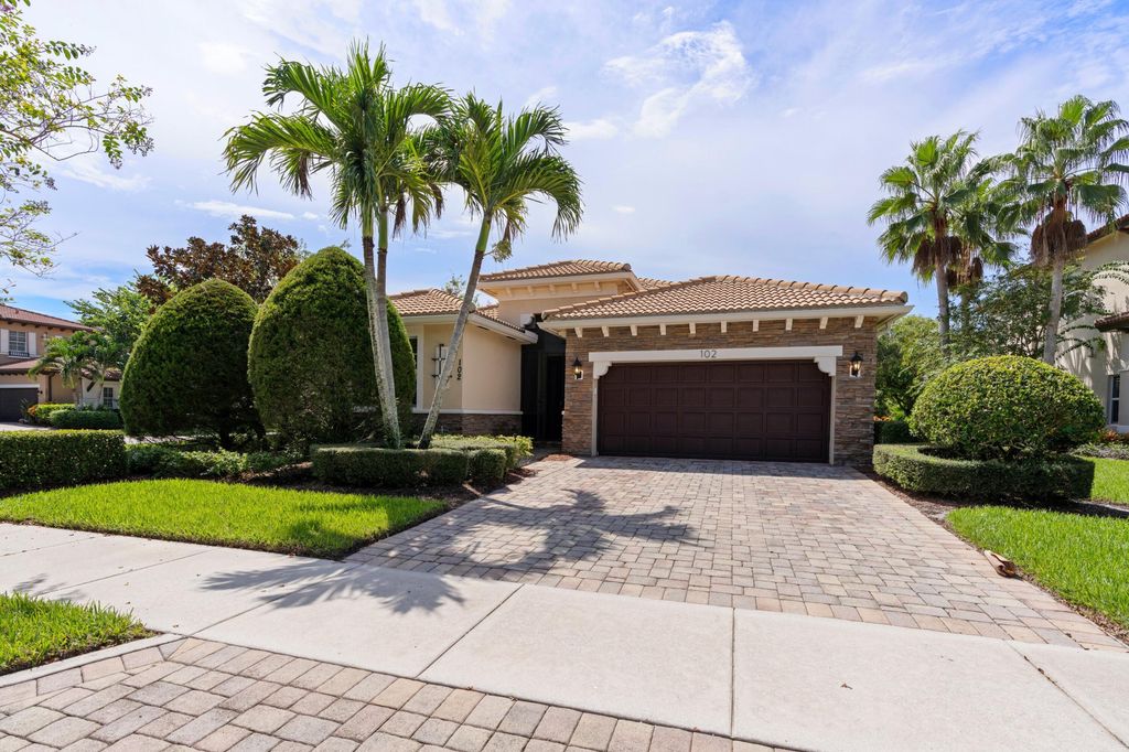 102 Crab Cay Way, Jupiter, FL 33458