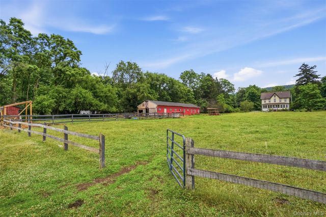 315 Bellvale Lakes Road, Warwick, NY 10990