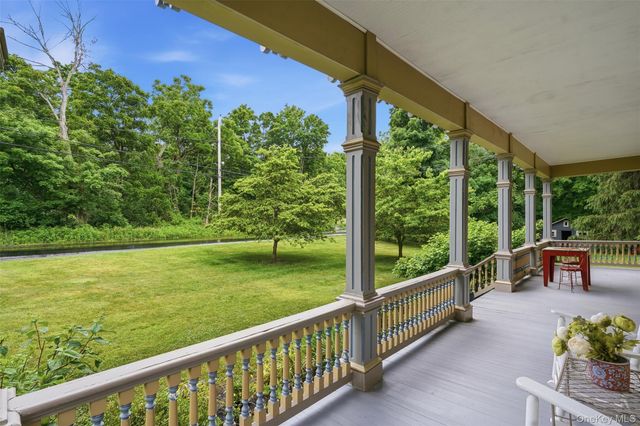 315 Bellvale Lakes Road, Warwick, NY 10990
