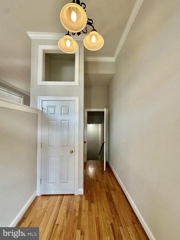 39 W 5TH ST, Bridgeport, PA 19405