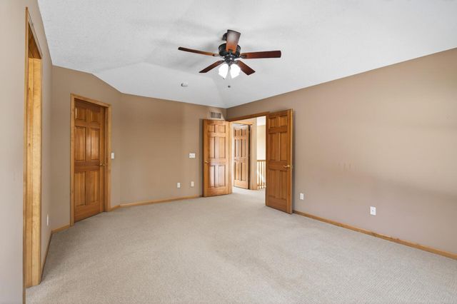 15920 48th Avenue N, Plymouth, MN 55446