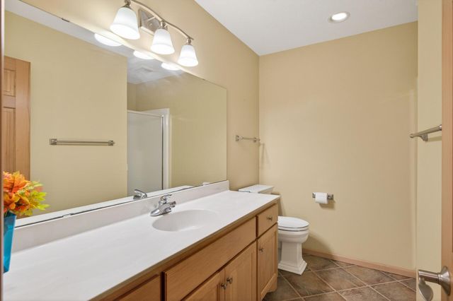 15920 48th Avenue N, Plymouth, MN 55446