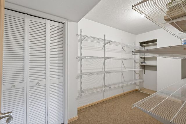 15920 48th Avenue N, Plymouth, MN 55446