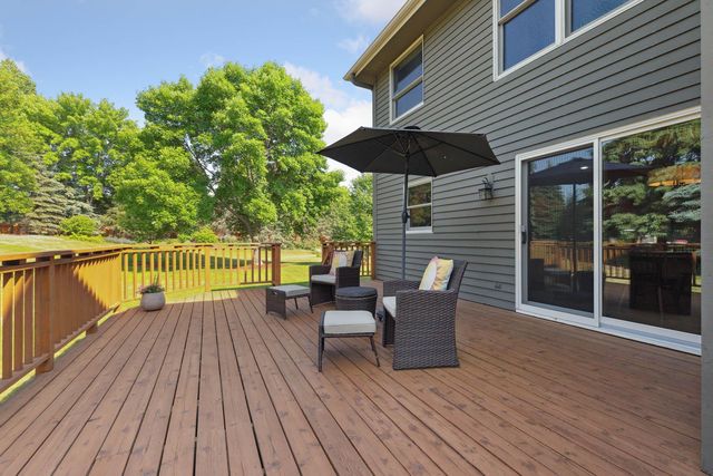 15920 48th Avenue N, Plymouth, MN 55446