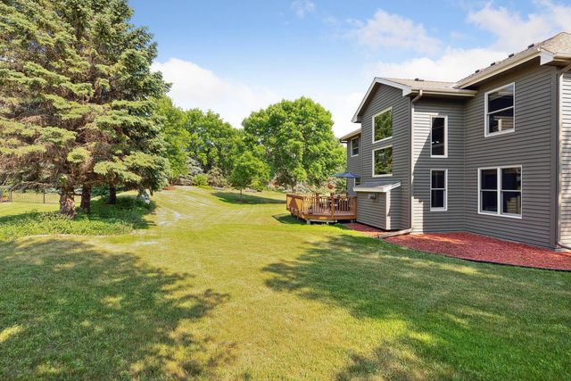 15920 48th Avenue N, Plymouth, MN 55446