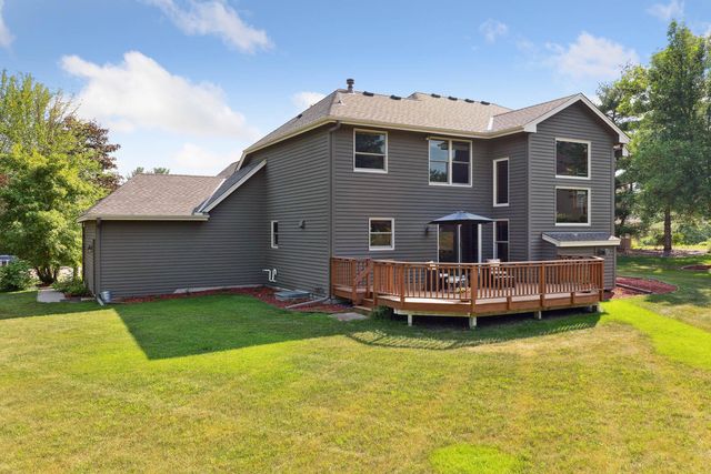 15920 48th Avenue N, Plymouth, MN 55446